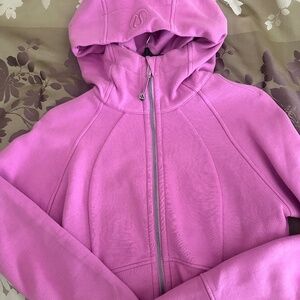 Lululemon cropped scuba hoodie pink